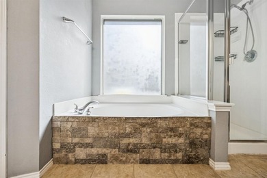 FOUNDATION REPAIRED October 2025 with transferable warranty! on Oakmont Country Club in Texas - for sale on GolfHomes.com, golf home, golf lot