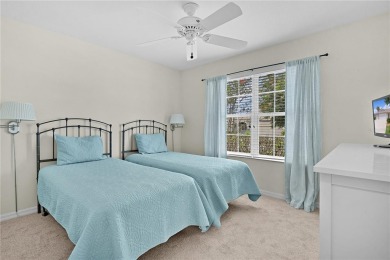 ~CORNER LOT~ ~GC GARAGE~ ~GRANITE COUNTERTOPS~ ~PRIVACY SHRUBS~ on The Links of Spruce Creek in Florida - for sale on GolfHomes.com, golf home, golf lot