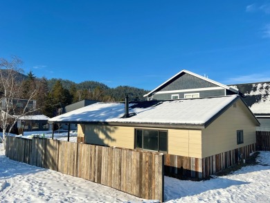 Freshly remodeled 3 Bedroom Whitefish home in a terrific on Whitefish Lake Golf Club in Montana - for sale on GolfHomes.com, golf home, golf lot