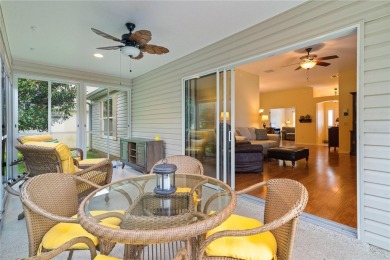 ~CORNER LOT~ ~GC GARAGE~ ~GRANITE COUNTERTOPS~ ~PRIVACY SHRUBS~ on The Links of Spruce Creek in Florida - for sale on GolfHomes.com, golf home, golf lot