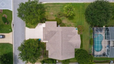 ~CORNER LOT~ ~GC GARAGE~ ~GRANITE COUNTERTOPS~ ~PRIVACY SHRUBS~ on The Links of Spruce Creek in Florida - for sale on GolfHomes.com, golf home, golf lot