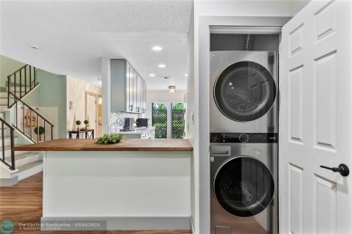 Stunning 2/2.5 Condo in Gated Boca Lago Community - All Ages on Boca Lago Golf and Country Club in Florida - for sale on GolfHomes.com, golf home, golf lot