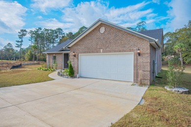 Welcome to the highly desirable Foxwood Golf neighborhood! This on Foxwood Country Club in Florida - for sale on GolfHomes.com, golf home, golf lot