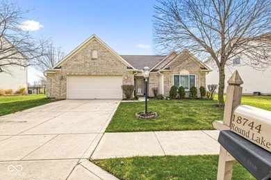 Welcome home to this wonderful 3-bedroom 2 full bath home that on Fox Prairie Golf Course in Indiana - for sale on GolfHomes.com, golf home, golf lot
