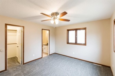 Want to live next to a golf course?  Want a fully renovated home on Fort Dodge Country Club in Iowa - for sale on GolfHomes.com, golf home, golf lot