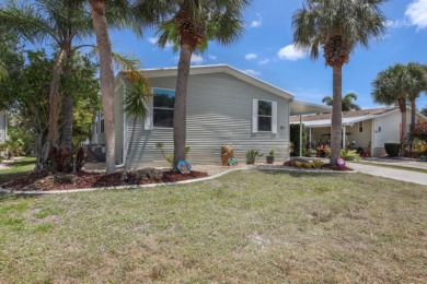 Beautiful and spacious THREE bedroom Palm Harbor built home on Maple Leaf Golf and Country Club in Florida - for sale on GolfHomes.com, golf home, golf lot
