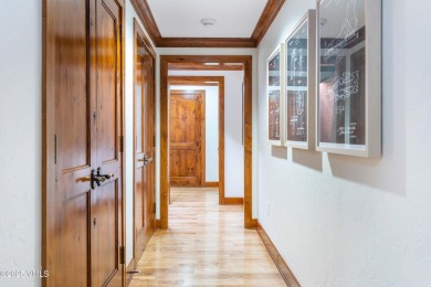 This is a 3 bedroom residence at the Bachelor Gulch with a large on Beaver Creek Golf Club in Colorado - for sale on GolfHomes.com, golf home, golf lot