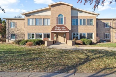 Welcome to this spacious condo with a park like setting and a on Cherokee Country Club in Wisconsin - for sale on GolfHomes.com, golf home, golf lot