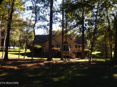 LOCATION, LOCATION, LOCATION IS KEY! Welcome to this 1-owner on Stonehenge Golf Course in Tennessee - for sale on GolfHomes.com, golf home, golf lot