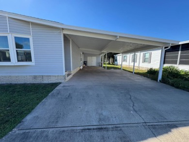 If you're looking for that special home in the Central Florida on Lake Henry Golf Club in Florida - for sale on GolfHomes.com, golf home, golf lot