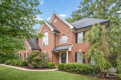 Stunning 5-Bed Golf Retreat with Custom Finishes & Prime Nestled on Birkdale Golf Club in North Carolina - for sale on GolfHomes.com, golf home, golf lot
