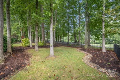 Stunning 5-Bed Golf Retreat with Custom Finishes & Prime Nestled on Birkdale Golf Club in North Carolina - for sale on GolfHomes.com, golf home, golf lot