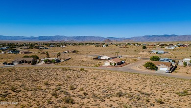 Build your dream home in Valle Vista. This buildable lot is on Valle Vista Golf Course in Arizona - for sale on GolfHomes.com, golf home, golf lot
