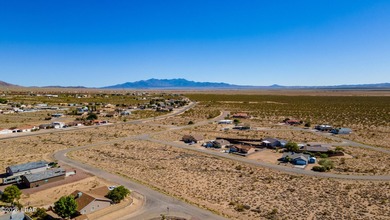 Build your dream home in Valle Vista. This buildable lot is on Valle Vista Golf Course in Arizona - for sale on GolfHomes.com, golf home, golf lot