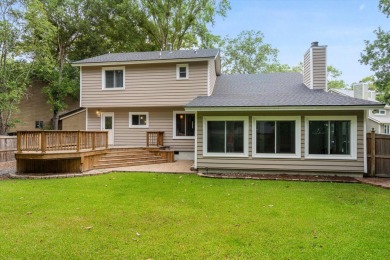 Welcome to this beautifully updated 5-bedroom, 2.5-bath home on Shadowmoss Plantation Golf Club in South Carolina - for sale on GolfHomes.com, golf home, golf lot