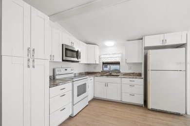One or more photo(s) has been virtually staged. LOCATION on Gulf Gate Golf Club in Florida - for sale on GolfHomes.com, golf home, golf lot