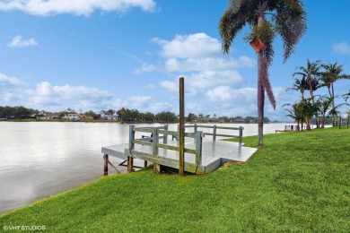 Marvelous paradise home located in the Heart of Wellington. Step on Greenview Cove Golf Club in Florida - for sale on GolfHomes.com, golf home, golf lot