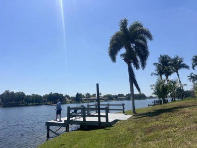 Marvelous paradise home located in the Heart of Wellington. Step on Greenview Cove Golf Club in Florida - for sale on GolfHomes.com, golf home, golf lot