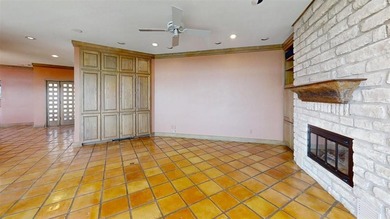 UNBELIEVABLE WATERFRONT home on Lake Granbury! This on De Cordova Bend Country Club in Texas - for sale on GolfHomes.com, golf home, golf lot