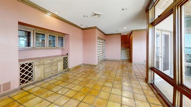 UNBELIEVABLE WATERFRONT home on Lake Granbury! This on De Cordova Bend Country Club in Texas - for sale on GolfHomes.com, golf home, golf lot