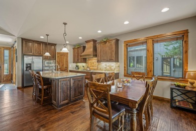 Welcome to this turnkey, well-appointed single-level cabin with on Sunriver Caldera Springs Golf Course in Oregon - for sale on GolfHomes.com, golf home, golf lot