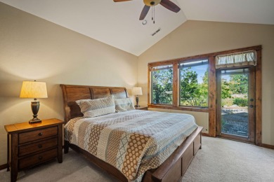Welcome to this turnkey, well-appointed single-level cabin with on Sunriver Caldera Springs Golf Course in Oregon - for sale on GolfHomes.com, golf home, golf lot