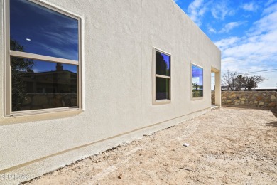 Welcome to 871 COUNTRY CLUB in gated Garden Villa Estates! This on El Paso Country Club in Texas - for sale on GolfHomes.com, golf home, golf lot