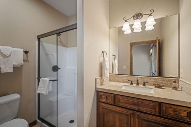 Welcome to this turnkey, well-appointed single-level cabin with on Sunriver Caldera Springs Golf Course in Oregon - for sale on GolfHomes.com, golf home, golf lot