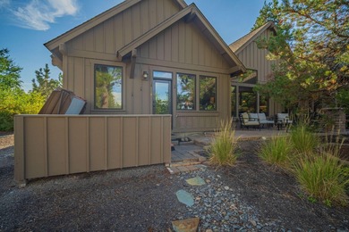 Welcome to this turnkey, well-appointed single-level cabin with on Sunriver Caldera Springs Golf Course in Oregon - for sale on GolfHomes.com, golf home, golf lot