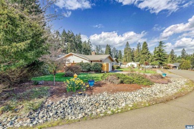 Charming 3-Bedroom Home with Fireplace, Hot Tub  Privacy Fence! on SunLand Golf and Country Club in Washington - for sale on GolfHomes.com, golf home, golf lot