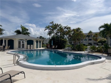 Ground Floor MOVE-IN-READY 2/2 Corner unit that shows like a on Cypress Lake Country Club in Florida - for sale on GolfHomes.com, golf home, golf lot