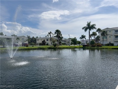 Ground Floor MOVE-IN-READY 2/2 Corner unit that shows like a on Cypress Lake Country Club in Florida - for sale on GolfHomes.com, golf home, golf lot