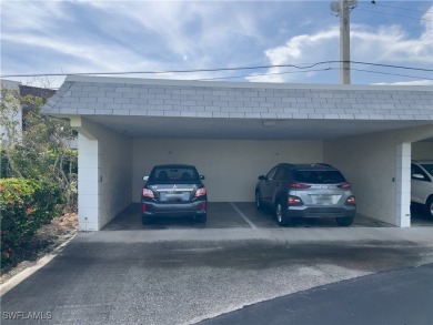 Ground Floor MOVE-IN-READY 2/2 Corner unit that shows like a on Cypress Lake Country Club in Florida - for sale on GolfHomes.com, golf home, golf lot