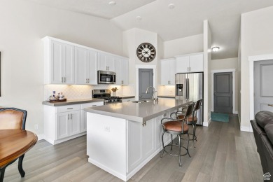 It's your lucky day! You have just landed on the most wonderful on Gladstan Golf Course in Utah - for sale on GolfHomes.com, golf home, golf lot