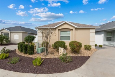 TURNKEY COURTYARD!! Low maintenance yard, no grass all rock on Pennbrooke Fairways in Florida - for sale on GolfHomes.com, golf home, golf lot