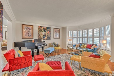 Situated overlooking the number 5 green of Link hills Country on Link Hills Country Club in Tennessee - for sale on GolfHomes.com, golf home, golf lot