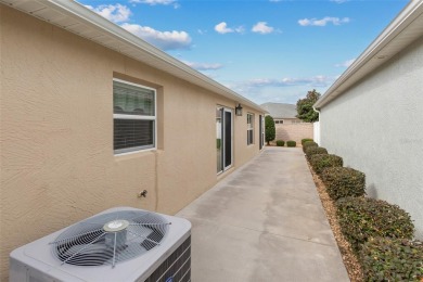 TURNKEY COURTYARD!! Low maintenance yard, no grass all rock on Pennbrooke Fairways in Florida - for sale on GolfHomes.com, golf home, golf lot