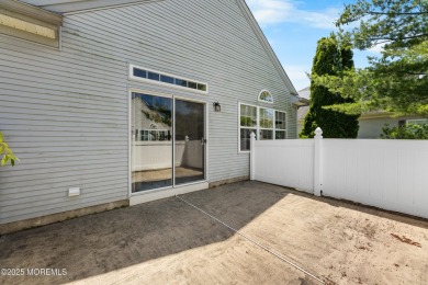 Welcome to this spacious single family home in the desirable 55+ on Renaissance Country Club in New Jersey - for sale on GolfHomes.com, golf home, golf lot