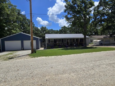 Nicely remodeled well maintained home has it all with an open on Shadow Lake Golf and Country Club in Missouri - for sale on GolfHomes.com, golf home, golf lot
