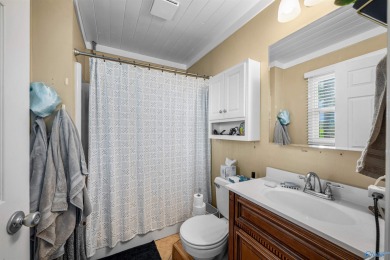 Beautifully updated 3BR, 2.5BA home in Terrapin Hills Country on Terrapin Hills Country Club in Alabama - for sale on GolfHomes.com, golf home, golf lot