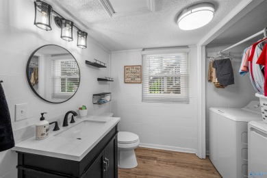 Beautifully updated 3BR, 2.5BA home in Terrapin Hills Country on Terrapin Hills Country Club in Alabama - for sale on GolfHomes.com, golf home, golf lot
