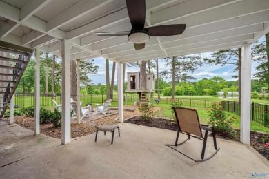 Beautifully updated 3BR, 2.5BA home in Terrapin Hills Country on Terrapin Hills Country Club in Alabama - for sale on GolfHomes.com, golf home, golf lot