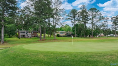 Beautifully updated 3BR, 2.5BA home in Terrapin Hills Country on Terrapin Hills Country Club in Alabama - for sale on GolfHomes.com, golf home, golf lot
