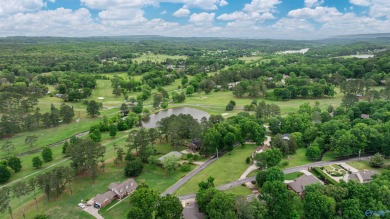 Beautifully updated 3BR, 2.5BA home in Terrapin Hills Country on Terrapin Hills Country Club in Alabama - for sale on GolfHomes.com, golf home, golf lot