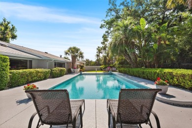 Just Steps from Lake Hollingsworth! Discover this exceptional 3 on Cleveland Heights Golf Course in Florida - for sale on GolfHomes.com, golf home, golf lot