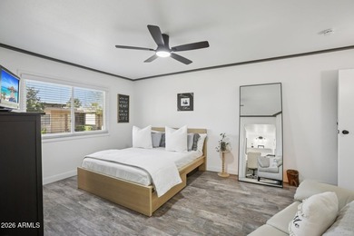 Well maintained 2 bedroom, 2 bathroom townhome offering 1,379 sq on Sun City Lakes West and East in Arizona - for sale on GolfHomes.com, golf home, golf lot