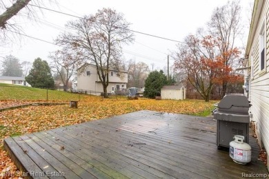 Fantastic Move-In-Ready Ranch Style Bungalow Home.  Many on Twin Beach Country Club in Michigan - for sale on GolfHomes.com, golf home, golf lot