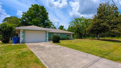 Welcome to this beautifully maintained 2-bedroom, 2-bathroom on Placid Lakes Country Club in Florida - for sale on GolfHomes.com, golf home, golf lot