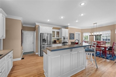 Charming  updated 4BR home on a spacious, flat 0.51-acre lot in on Pinnacle Country Club in Arkansas - for sale on GolfHomes.com, golf home, golf lot