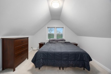 Beautifully Updated Single Family Home directly on the border of on Edgebrook Golf Course in Illinois - for sale on GolfHomes.com, golf home, golf lot